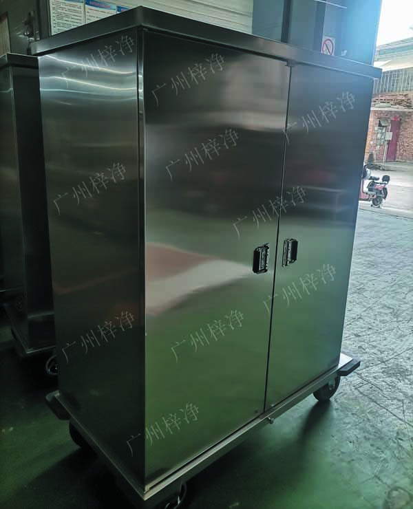 一次性物品電動轉運車采用304拉絲不銹鋼板面板厚度：≥1.2mm,表面作拉絲亞光處理。