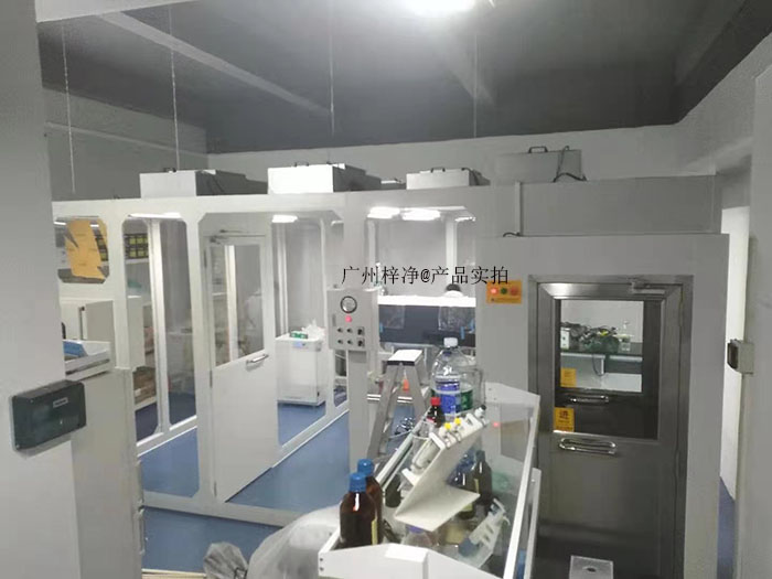 潔凈棚配風(fēng)淋室的綜合效果 潔凈棚配風(fēng)淋室的綜合效果